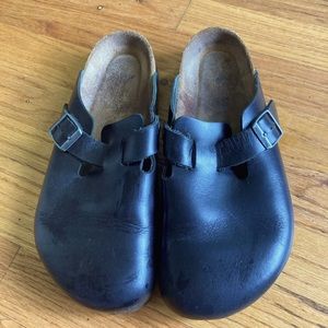 Birkenstock Boston in smooth black leather, size 40
